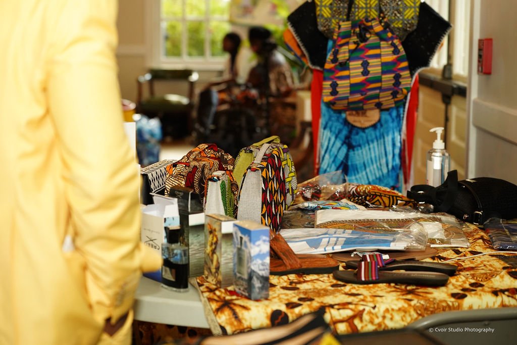 Sponsors & Partners csp04253